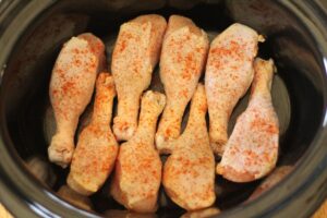 raw chicken legs in crockpot