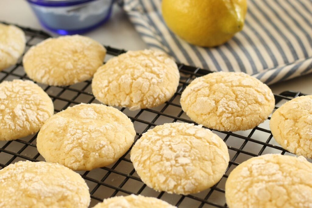 lemon crinkle cookies on cooling rack